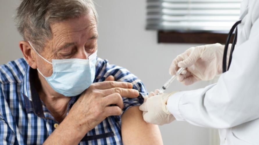 Kako se prijaviti za cjepivo Covid-19 za starije osobe
