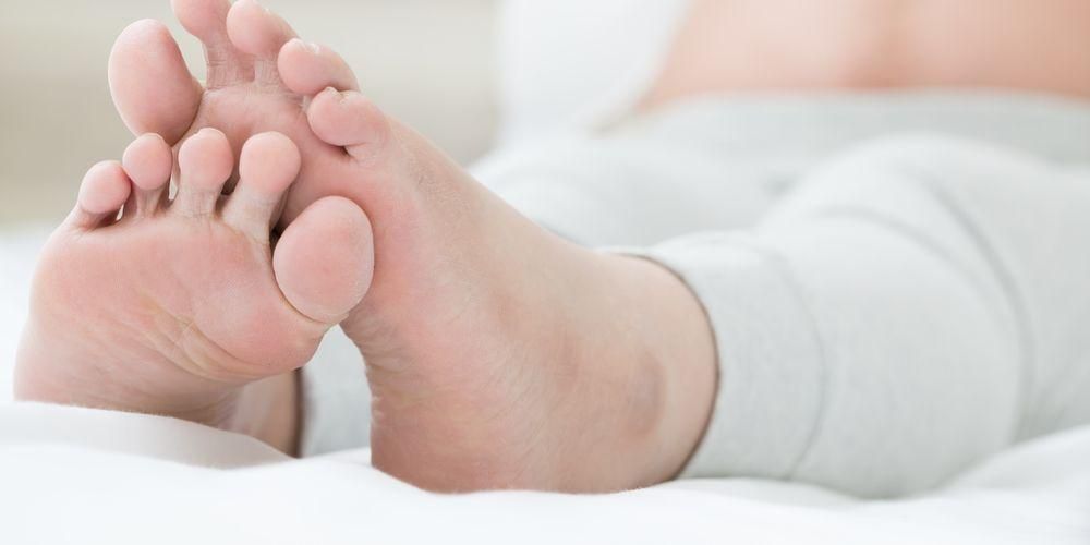 Picioarele umflate după naștere sunt normale? Aceasta este cauza și cum se poate depăși