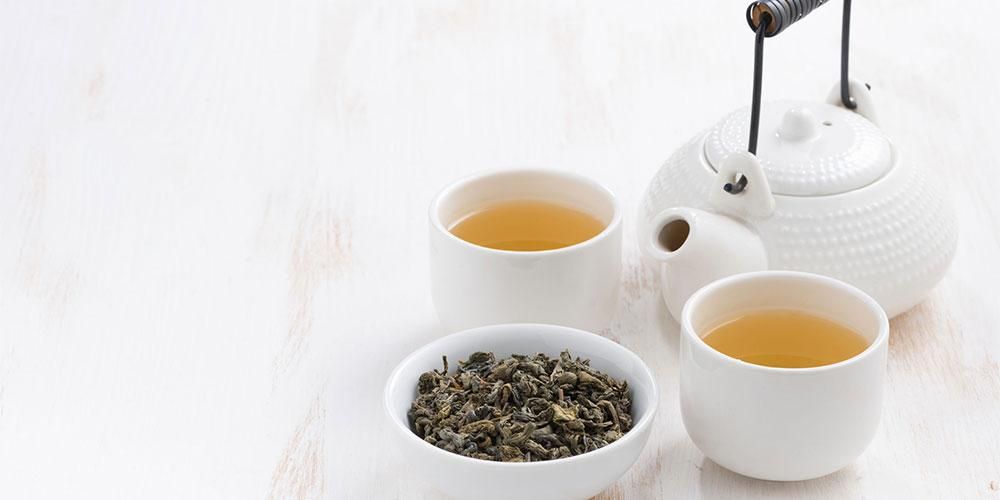 Les tanins du thé sont utiles mais peuvent interférer avec l'absorption du fer