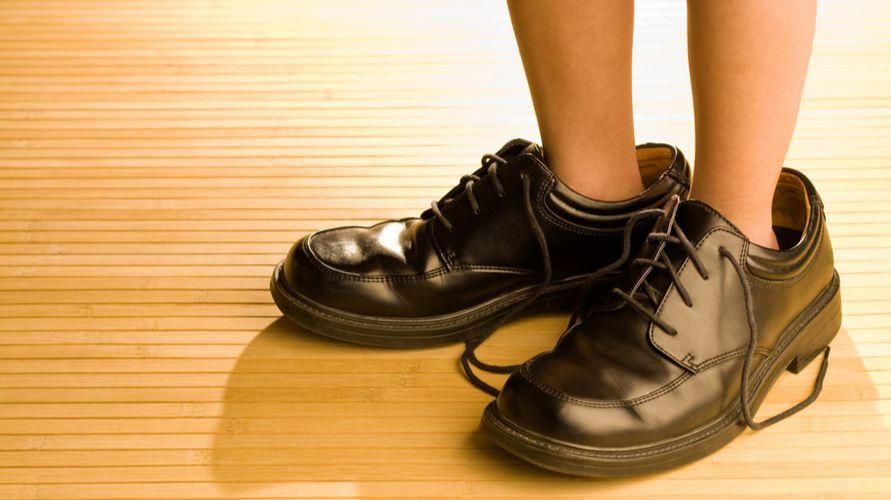 6 sätt att överlista överdimensionerade skor för att förhindra problem med dina fötter