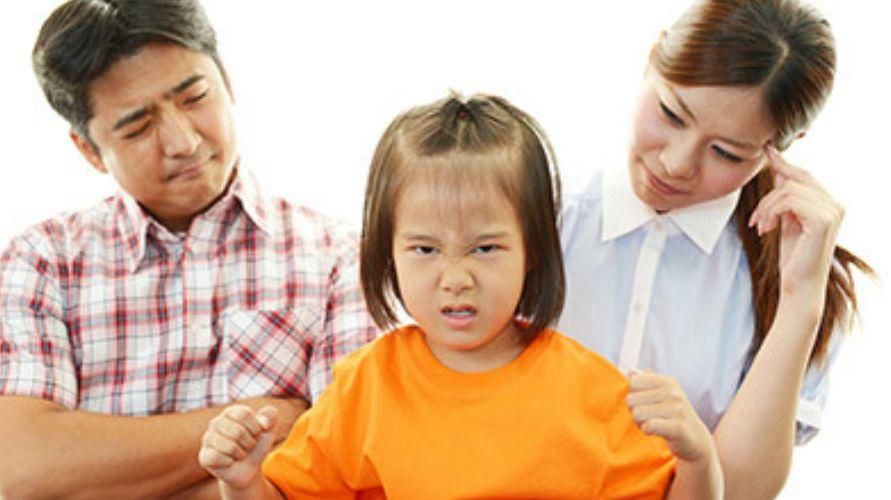 부모가 알아야 할 화난 아이를 다루는 7가지 방법