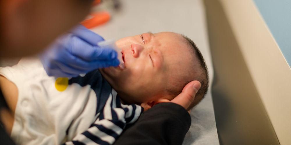 로타바이러스 백신, 이 아기의 심한 설사 예방을 인식