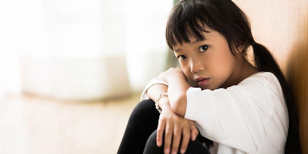 La infancia infeliz puede tener un impacto hasta la edad adulta