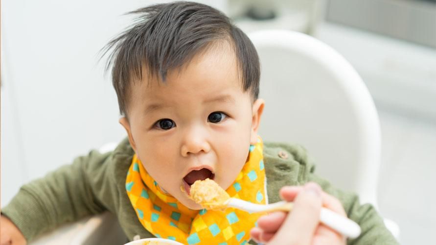 먼저 포기하지 말고 아기가 먹는 다이어트를 극복하는 7가지 방법을 시도해 보세요